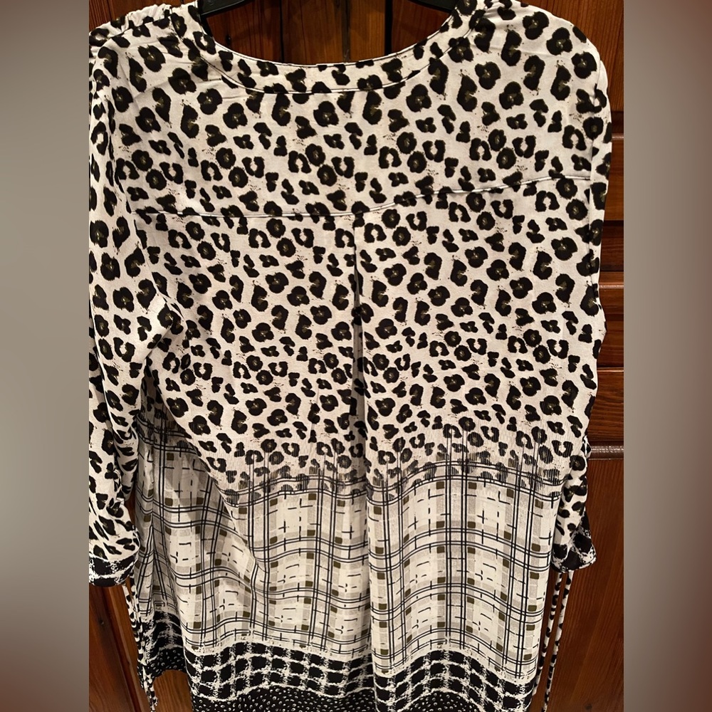 Never worn. New Directions, size L tunic